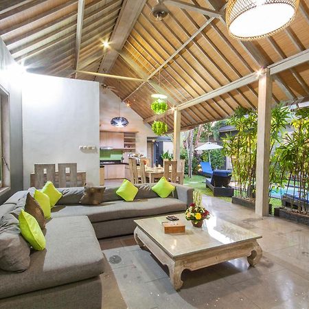Villa Jalak Seminyak Eksteriør bilde